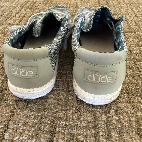 HEY DUDE - Picture 3 of 5